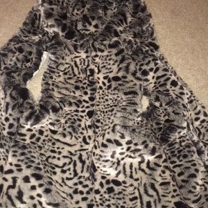 Reversible winter vest